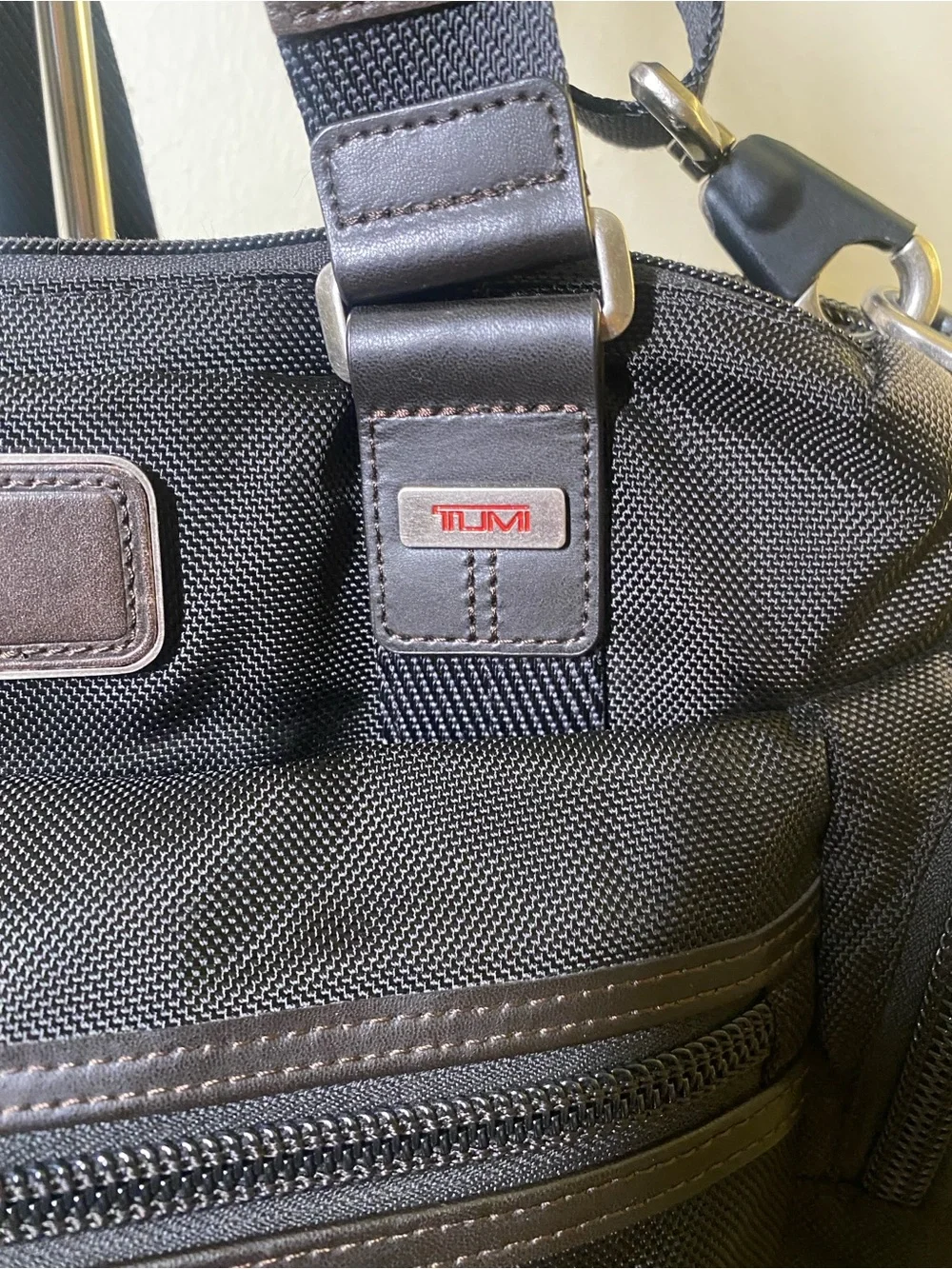 TUMI ALPHA BRAVO BLACK Men's Multi-Pocket Messenger Bag